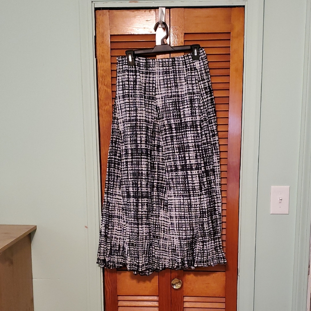 Avenue Black and White Plaid Maxi Skirt